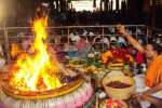 பாதூர் பிரத்தியங்கராதேவி கோவிலில் அமாவாசை நிகும்பலா யாகம்!
