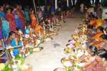 பேரளையூர் கோவிலில் 108 திருவிளக்கு பூஜை!