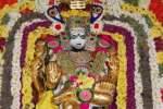 ஆலங்குடி குரு கோவிலில் பரிகார ராசியினர் குவிந்தனர்!