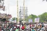 முத்தாலம்மன் கோயில் திருவிழா: கழுமரம் ஏறிய இளைஞர்கள்!
