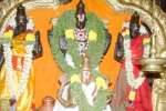 கதிர்நரசிங்கப்பெருமாள் கோயிலில் காயத்ரி பூஜை