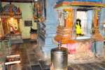 கோவில் உண்டியலை உடைத்து காணிக்கை பணம் திருட்டு!