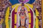 தூத்துக்குடி வைகுண்டபதி பெருமாள் குருவாயூரப்பன் அலங்காரத்தில் காட்சி!