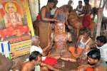திருக்கோஷ்டியூர் கோயில் விமானம்: தாமிரத்தகடு பொருத்தும் பணி மும்முரம்!