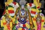 சீனிவாசப்பெருமாள் கோவிலில் புதிய கொடி மரம் அமைப்பு
