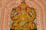 ரூபாய் நோட்டு அலங்காரத்தில் பெத்தாட்ஷி விநாயகர் அருள்பாலிப்பு!