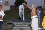 சுயம்பு லிங்கேஸ்வரருக்கு சிறப்பு அபிஷேகம்!