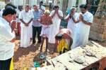 சின்னதடாகம் கரிவரதராஜ பெருமாள் கோவிலில் கொடிமரம் பிரதிஷ்டை