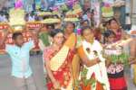 சிவகாசி மாரியம்மன் கோயிலில் கயர்குத்து அக்னி சட்டி ஏந்தி பக்தர்கள் நேர்த்தி கடன்