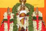 சிறப்பு அலங்காரத்தில்  கரிவரதராஜப் பெருமாள் அருள் பாலிப்பு!