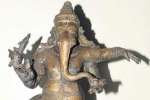 யானை தந்தத்தால் ஆன சிலைகள் பறிமுதல்