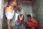 மழை வேண்டி பக்தர்கள் யாக பூஜை!