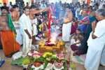 சிறுவந்தாடு கோவிலில் திருக்கல்யாணம்: 108சமயத்தார் தாலி கட்டி நேர்த்திக்கடன்