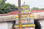 திருத்தணி பெருமாள் கோவில் கொடிமரம் சேதம்: பக்தர்கள் அதிருப்தி