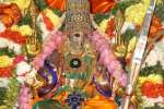 நவராத்திரி முதல் நாள் - அக்.2ல்: ராஜேஸ்வரியாக காட்சி