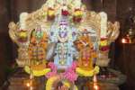 உடுமலை வரதராஜ பெருமாள் கோவிலில் புரட்டாசி விழா கோலாகலம்
