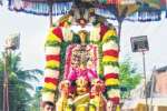 கருட வாகனத்தில் ஆதிகேசவ பெருமாள் வீதி உலா