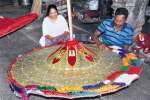 காஞ்சிபுரம் சுவாமி குடை: வெளிநாட்டிலும் பாரம்பரியத்தை பரப்புகிறது!
