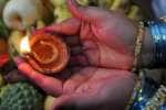 தீபம் ஏற்றும் முறைகள்!
