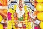 தங்கக்கவசத்தில் சோழவந்தான் ஐயப்ப சுவாமி அருள்பாலிப்பு