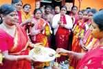 குன்னுாரில் மழை வேண்டி விளக்கு பூஜை