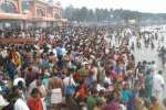 தை அமாவாசை: ராமேஸ்வரம் அக்னி தீர்த்த கடலில் குவிந்த பக்தர்கள்!