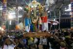 திருநாங்கூரில் 11 தங்க கருடசேவை: பக்தர்கள் தரிசனம்