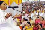 பரவும் பயங்கரவாதம்: அமிர்தானந்தமயி கவலை