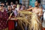 பகவதி அம்மன் கோயிலில் நிறைபுத்தரிசி பூஜை