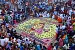 பழநியில் திரண்ட இடைப்பாடி பக்தர்கள்: மலைக்கோயிலில் தங்கி வழிபாடு