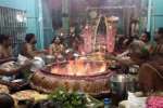 அய்யாவாடி கோயிலில் நிகும்பலா யாகம்: பக்தர்கள் தரிசனம்