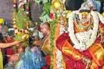 ஸ்ரீவி., மாரியம்மன் கோயில் பூக்குழி விழா துவங்கியது