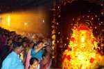 பார்வதீஸ்வரர் கோவிலில் லிங்கத்தின் மீது சூரிய ஒளி: பக்தர்கள் பரவசம்