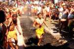 அக்னி மாரியம்மன் கோவில் தீமிதி விழா: நேர்த்திக்கடன் செலுத்திய பக்தர்கள்