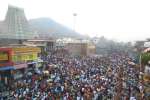 சித்ரா பவுர்ணமி: திருவண்ணாமலையில் லட்சக்கணக்கான பக்தர்கள் கிரிவலம்