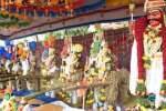 மழை பெய்ய வேண்டி புரவி எடுத்து பக்தர்கள் வழிபாடு