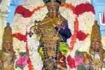 வேணுகோபால் கோலத்தில் காஞ்சி வரதராஜப் பெருமாள்
