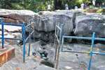 கரந்தமலை கன்னிமார் தீர்த்தம்: வற்றியதால் பக்தர்கள் ஏமாற்றம்