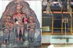 வெள்ளத்தில் வந்த சாமி: ஊரையே காக்கும் சாமி!