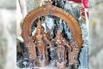 வளர்பிறை பிரதோஷம்: பெருமானுக்கு அபிஷேகம்