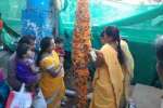 கோட்டை மாரியம்மன் கோவிலில் முகூர்த்தக்கால் நடும் விழா