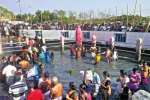 ஆடி அமாவாசை: சேதுக்கரையில் குவிந்த பக்தர்கள்