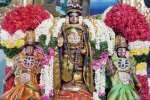 பரமக்குடியில் ஆடித்தேரோட்டம்: கோவிந்தா கோஷத்துடன் வீதிவலம்