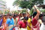 கோட்டை மாரியம்மன் கோவிலில் ஆடி மாத கூழ் ஊற்றும் திருவிழா