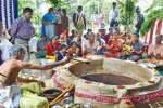 ஜெய்பவானி அம்மன் கோவிலில் வாராஹி ஹோமம்