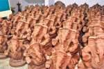 விநாயகர் சிலைகள் தயாரிக்கும் பணி மும்முரம்