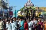 திருச்செந்தூர் வெயிலுகந்தம்மன் கோயிலில் ஆவணித் தேரோட்டம்