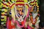 லட்சுமி கணபதியாக சேலம் ராஜ கணபதி அருள்பாலிப்பு