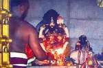 லட்சுமி ஹயக்ரீவருக்கு சிறப்பு திருமஞ்சனம்