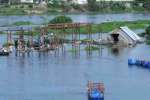 பவானியில் மகா புஷ்கர விழா : காவிரியில் பிரமாண்ட மேடை